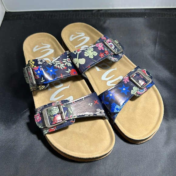 Madden Girl Shoes - Mad Love Women’s Sandals Size 8